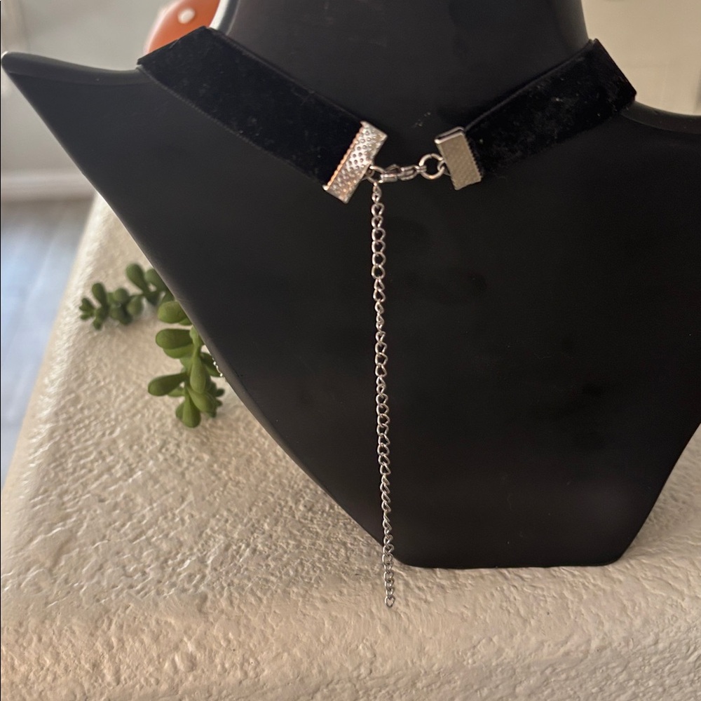 Black Velvet with Black Pendant 13” Choker Necklace - Picture 3 of 3